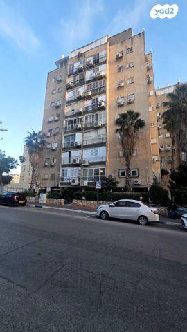 דירה, רחל הרשנזון, שעריים, רחובות