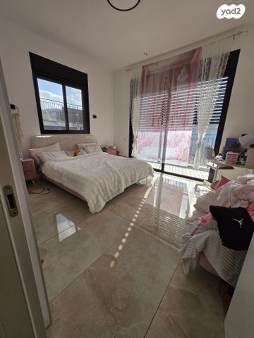 בית פרטי/ קוטג', בית אריה / עופרים