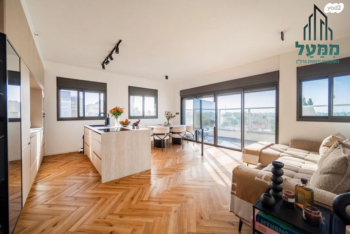 דירה, קזן, רעננה