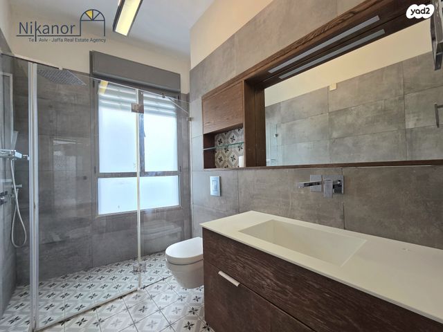 גג/ פנטהאוז, שם הגדולים, עג'מי, גבעת העליה, תל אביב יפו