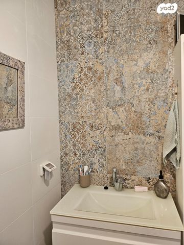 דירה, אריה דוסטרובסקי, תלפיות, ירושלים