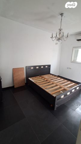 דירה, ירמיהו, בני ברק