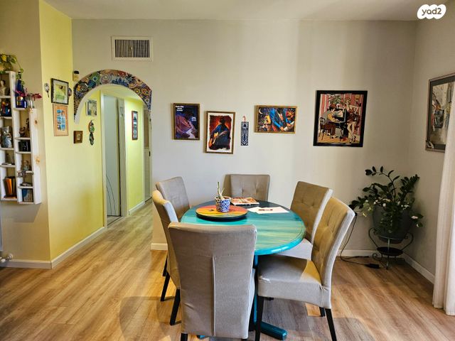 דירה, אריה דוסטרובסקי, תלפיות, ירושלים