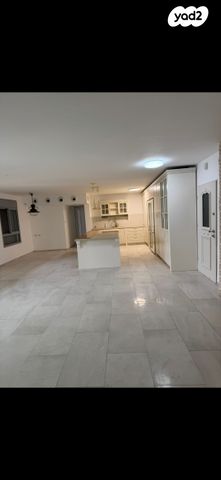 גג/ פנטהאוז, קרית גת