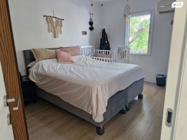 דירת גן, הרצליה