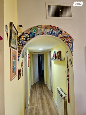 דירה, אריה דוסטרובסקי, תלפיות, ירושלים