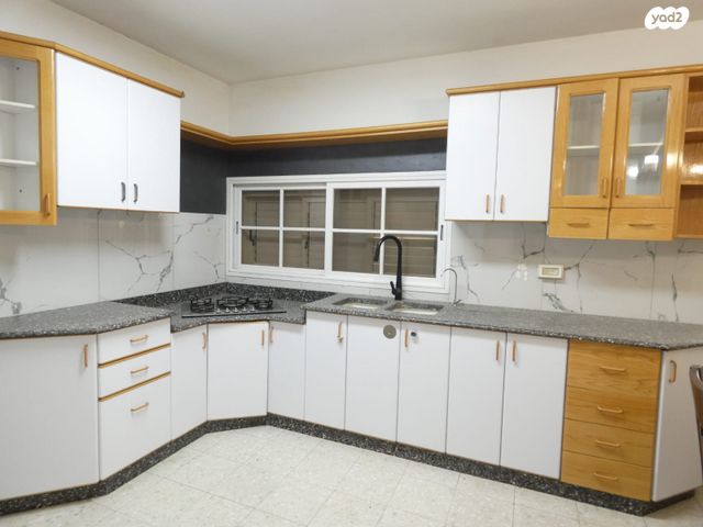 בית פרטי/ קוטג', קדש ברנע, שאר העיר, מיתר / כרמית