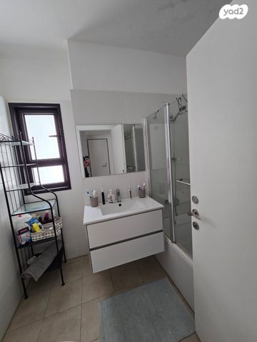 דירה, ראובן רובין 5, שכונה ד', באר שבע