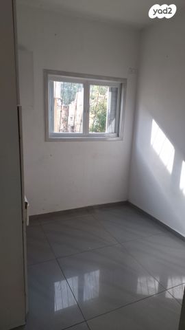 דירה, ירמיהו, בני ברק