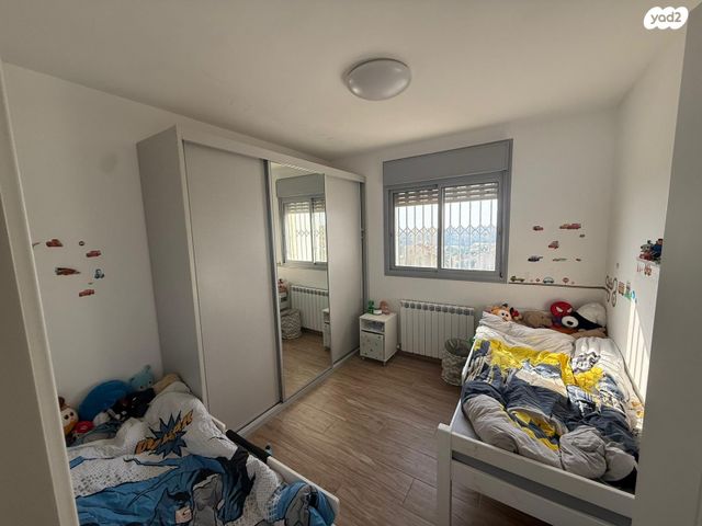 גג/ פנטהאוז, סנסן, צור הדסה