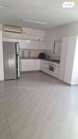 דירה, ירמיהו, בני ברק