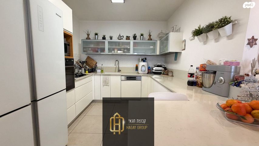 דירה, שדרות האלונים 4, פארק המושבה, באר יעקב