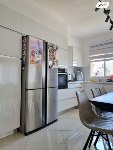 דירה, יעקב בן סירא, הרקפות, ראשון לציון