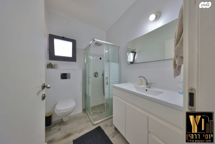 דירה, שדרות המגינים 5, מרכז העיר, קרית אתא