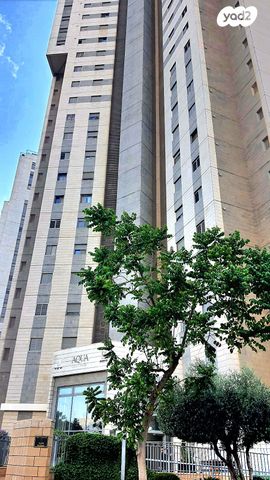 דירה, הדודאים, עין הים, חדרה