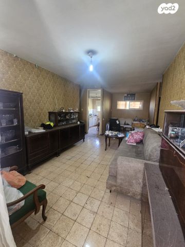 דירה, עטרות, קרית שרת מערב, חולון