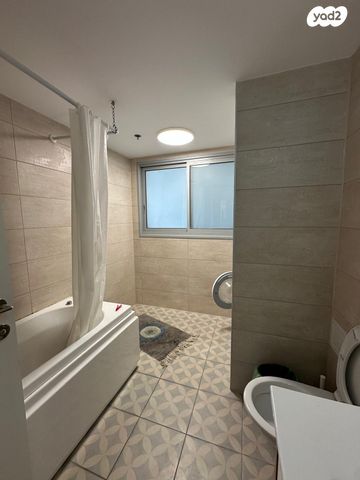 דירה, המלך שלמה, נווה דוד, חיפה