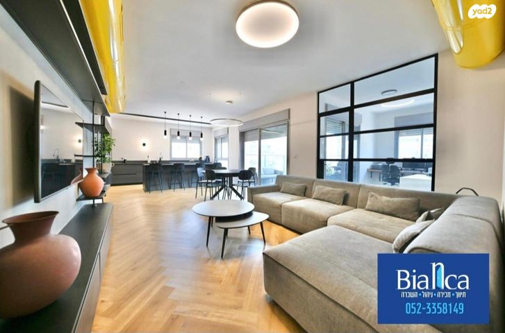 הגוש הגדול, רמת אביב החדשה, נופי ים