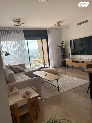 יעקב טהון 13