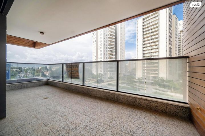 דירה, נווה גן, פתח תקווה