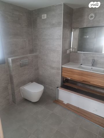 דירה, יעקב פיכמן, קרית אילון, חולון