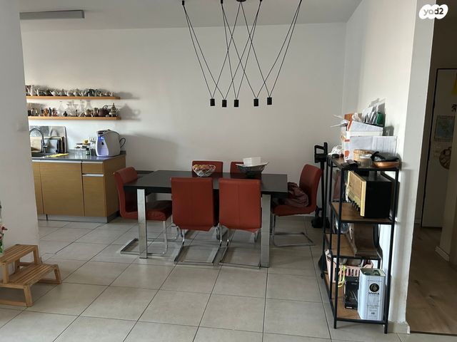 דירה, פרופ' יעקב פולוצקי, גילה, ירושלים