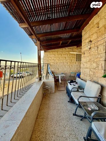 דירה, אלמוג, גילה, ירושלים