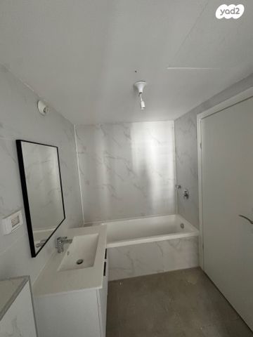 דירה, מרכז העיר דרום, נתניה