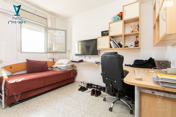 דירה, רמות יצחק, נשר