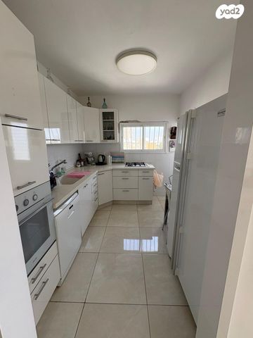 דירה, שדרות העצמאות, רוטשילד עצמאות, בת ים