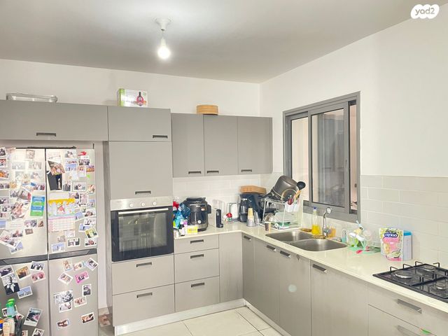 דירה, ברקת, אבני חן, חריש