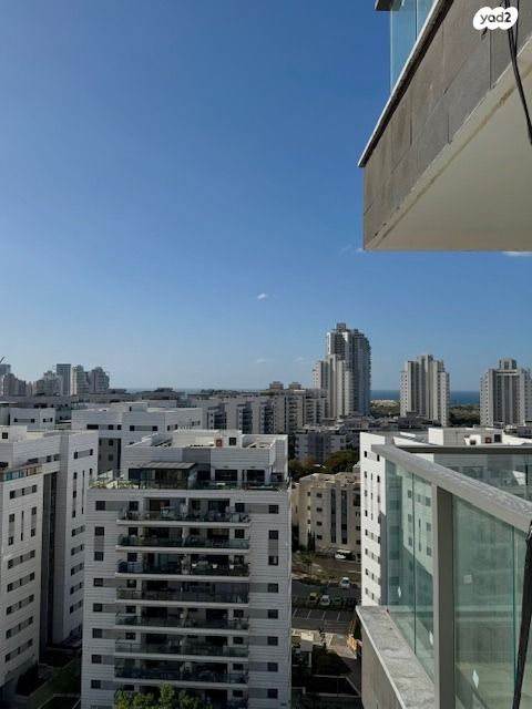 דירה, קרל פופר 8, קרית המדע, נתניה