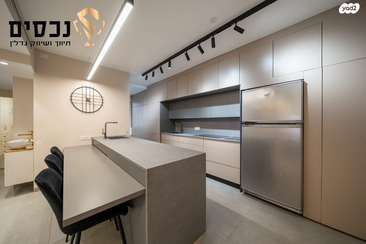 דירה, הרב המאירי, אלעד