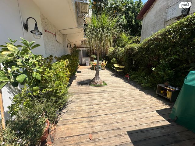 דירת גן, ההסתדרות, הרצליה הצעירה, הרצליה