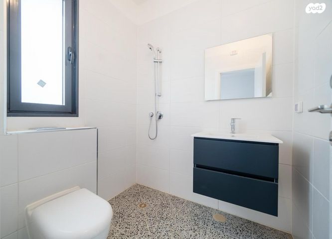 דירה, נווה גן, פתח תקווה