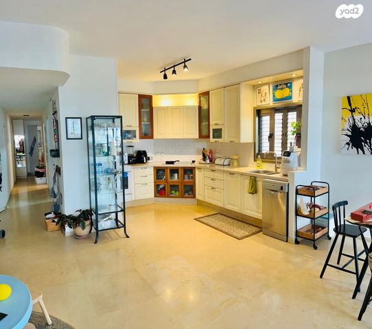 דירה, פנחס רוטנברג, אזור הבילויים, רמת גן