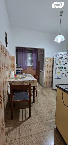 דירה, שלום שבזי, נווה פז, חיפה