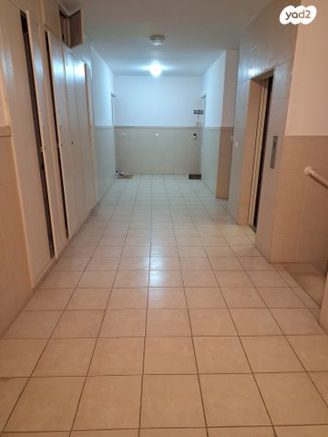 דירה, הדר, רמת השרון