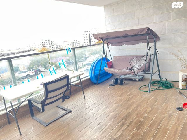 דירה, ברקת, אבני חן, חריש