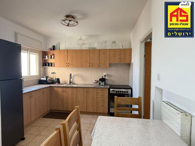 דירה, הממציא, חומת שמואל, הר חומה, ירושלים