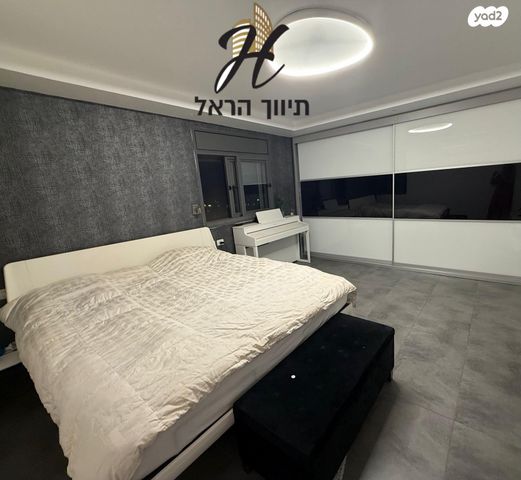 גג/ פנטהאוז, פרופ' יעקב פולוצקי, גילה, ירושלים