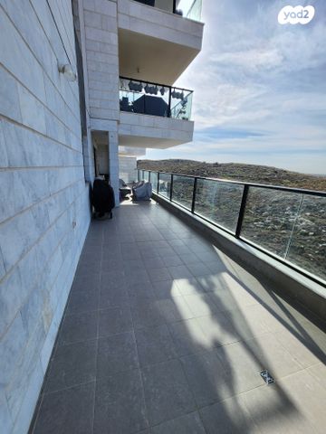 דירה, יחזקאל, פסגות אפק, ראש העין