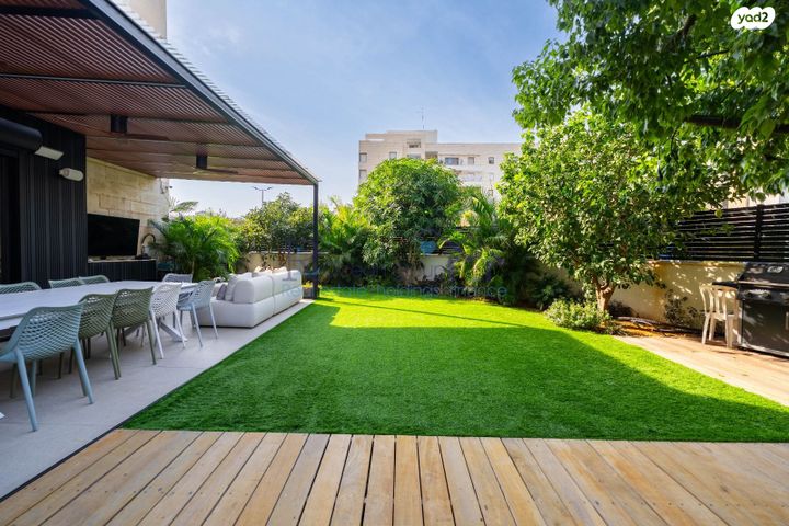 דירת גן, אייר, קרית השרון, נתניה