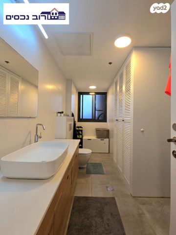 דירה, מכבי, נווה דוד רמז, רעננה