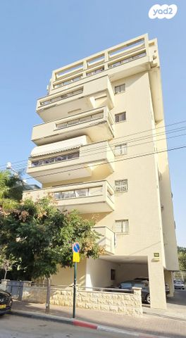 דירה, הגר"א, קרית הרב סלומון, פתח תקווה