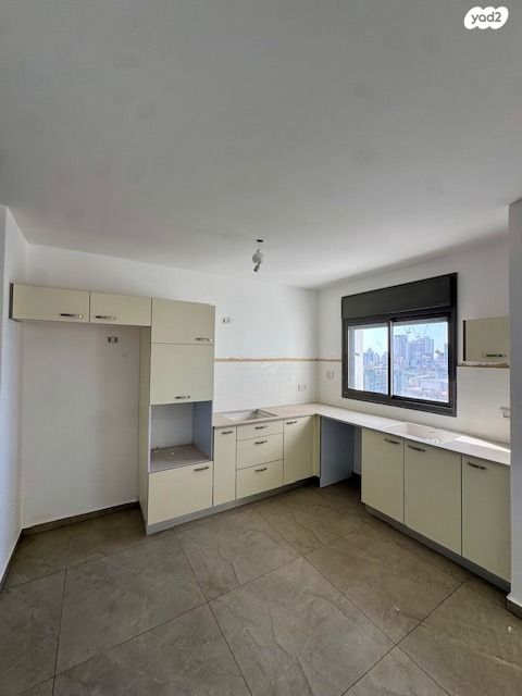 דירה, קרל פופר 8, קרית המדע, נתניה