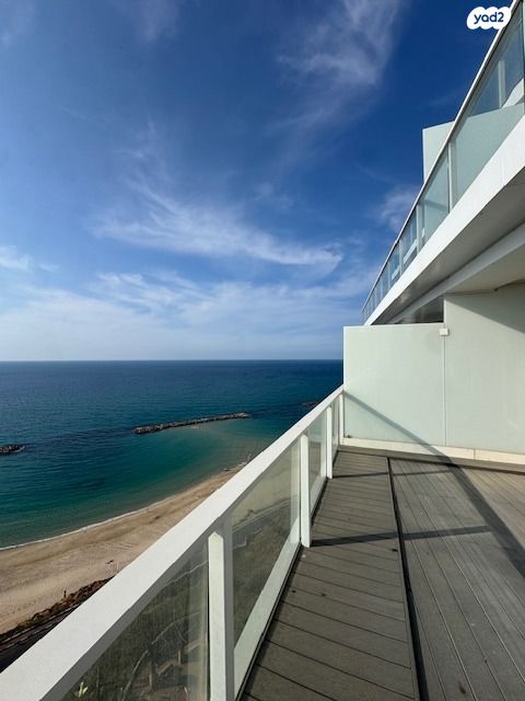 גג/ פנטהאוז, מתתיהו דנקנר, מרכז העיר דרום, נתניה