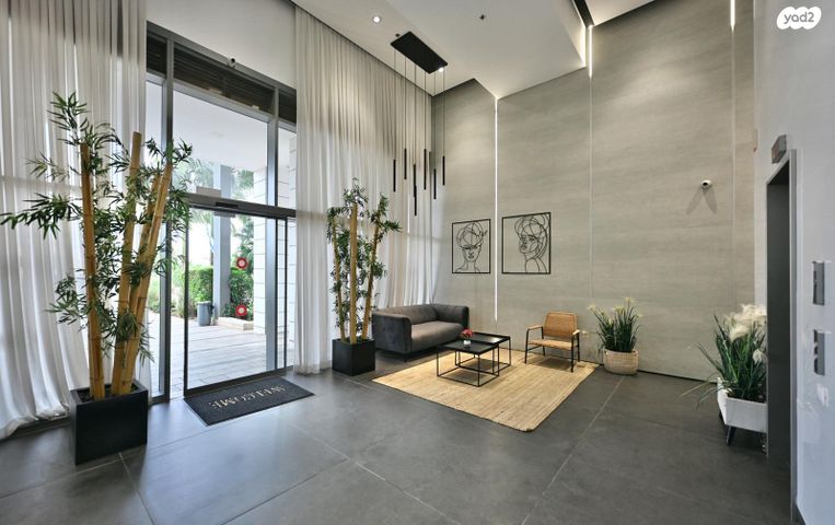 דירה, שולמית אלוני, נחלת יהודה, ראשון לציון