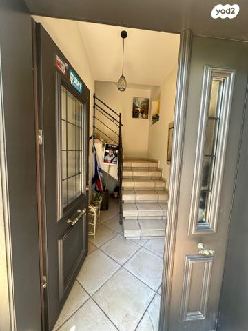 דירת גן, ההסתדרות, הרצליה הצעירה, הרצליה