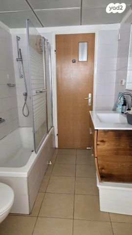 דירה, הדר, רמת השרון